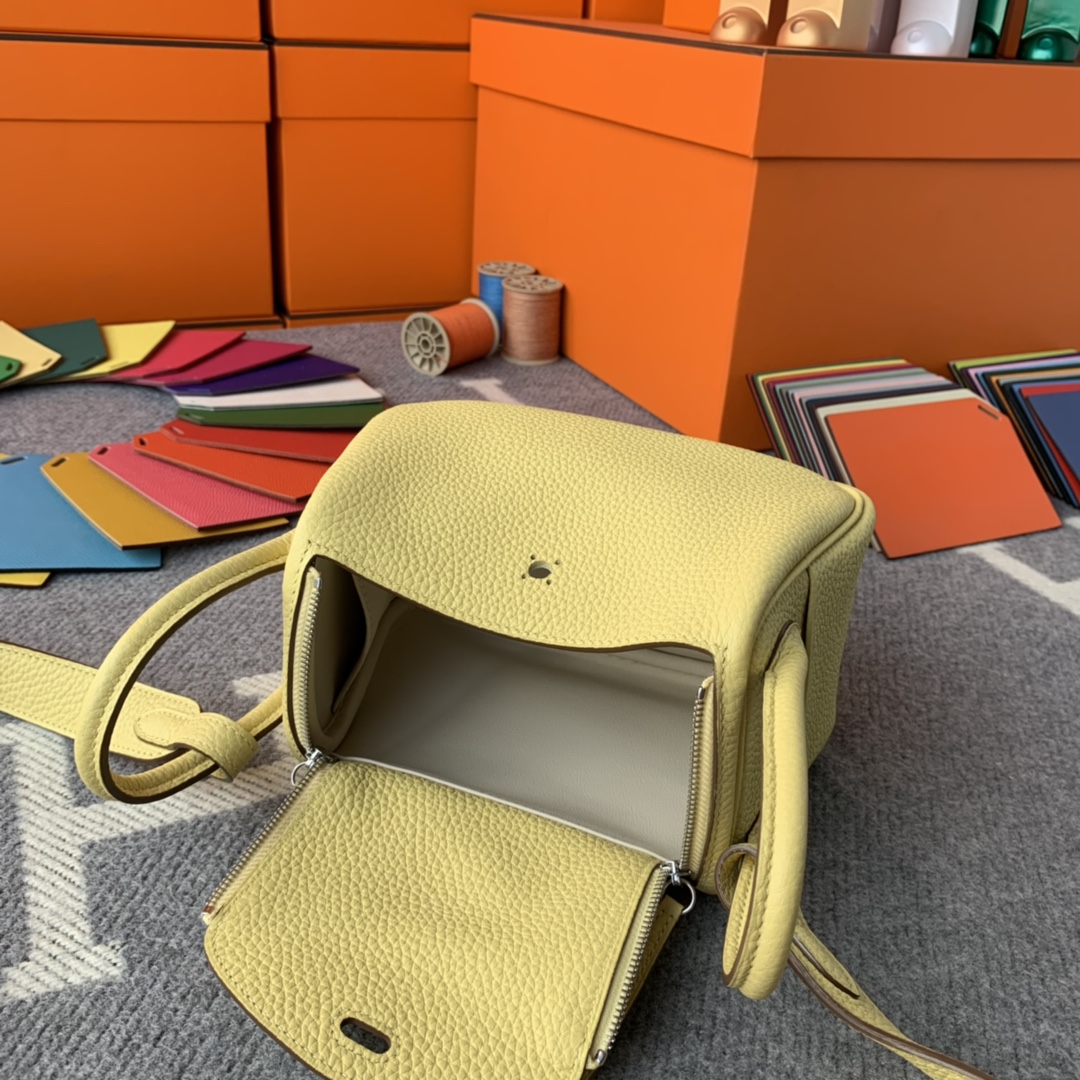 에르메스 미니 린디백 라임 화이트 은장 끌레망스 가죽